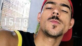 Laki-laki Brasil sedang ingin berhubungan seks – 45